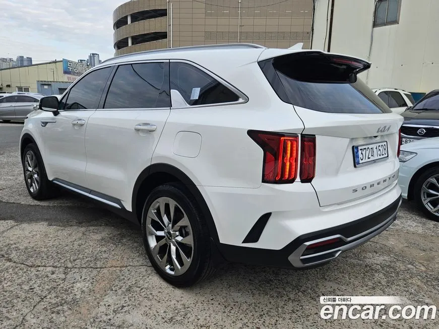 Kia Sorento — фото 6