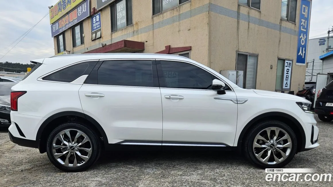 Kia Sorento — фото 4