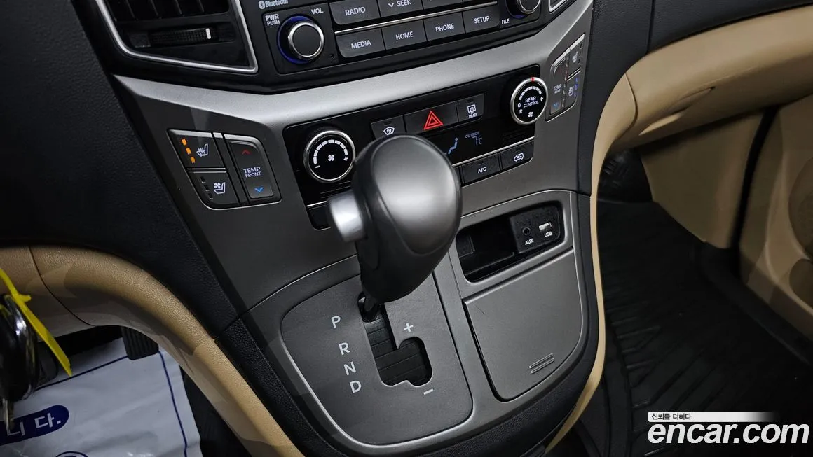 Hyundai Starex — фото 10