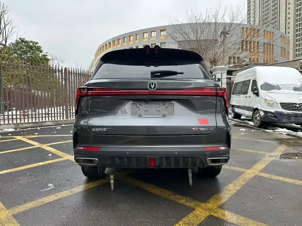 Changan CS75PLUS — фото 6