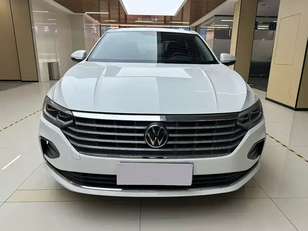 Volkswagen Lavida — фото 5