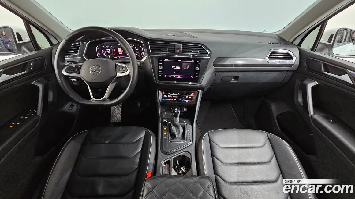 Volkswagen Tiguan — фото 2