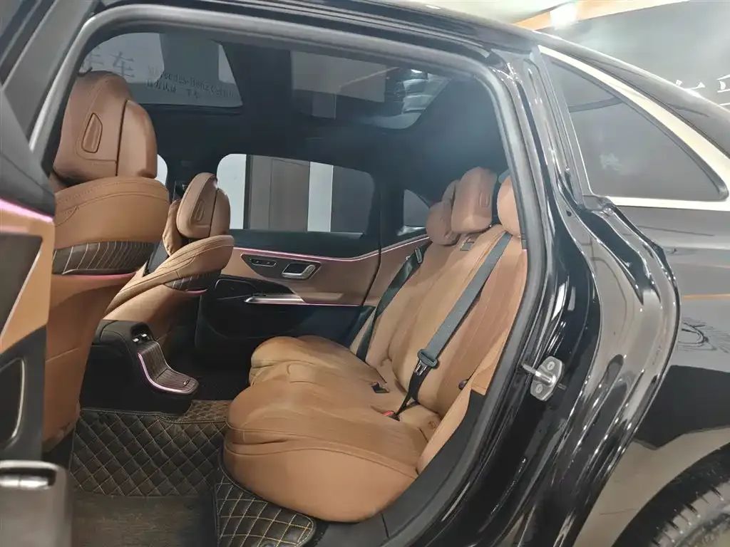 Mercedes-Benz E-Class New Energy — фото 4