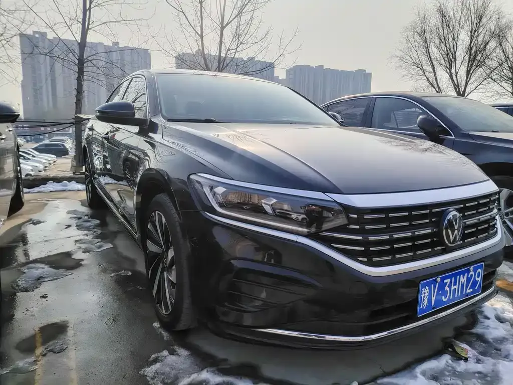 Volkswagen Passat — фото 10