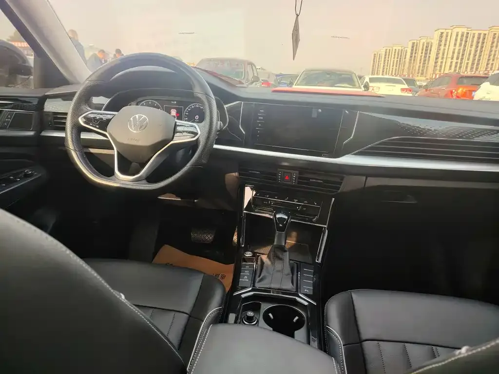 Volkswagen Passat — фото 5