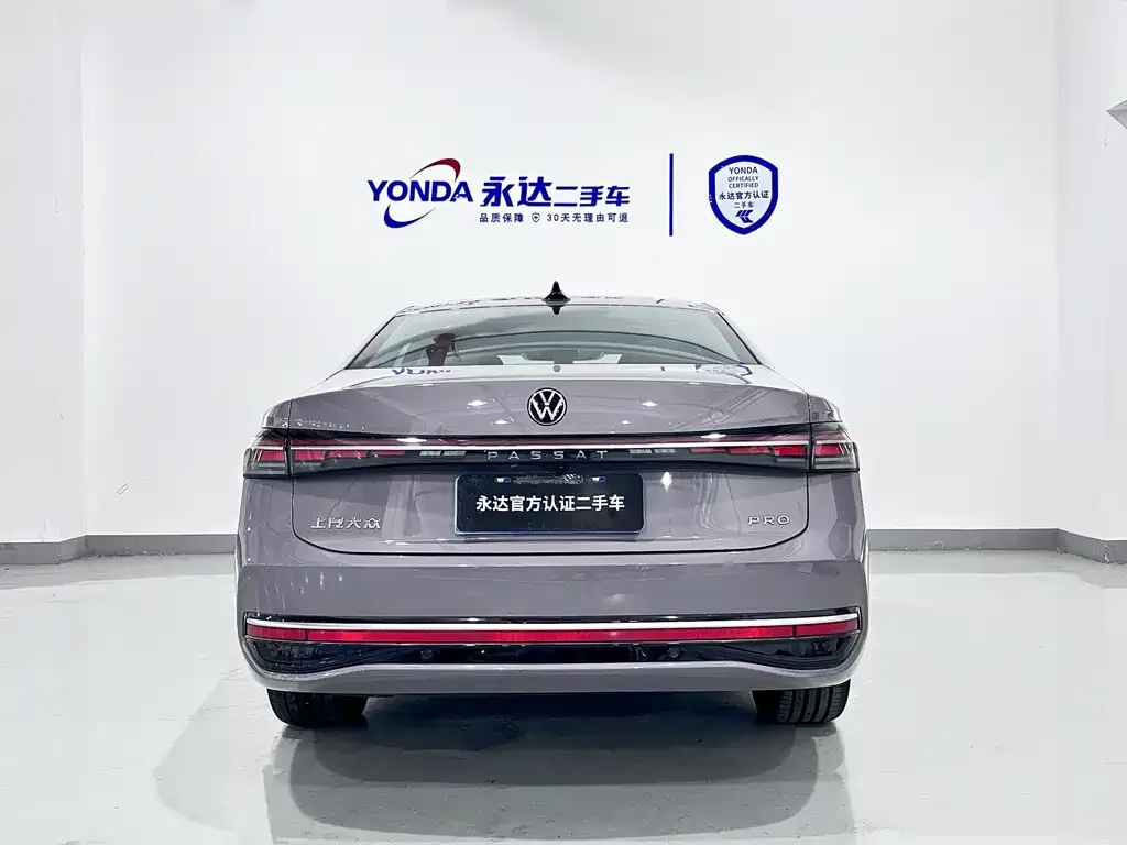 Volkswagen Passat — фото 6