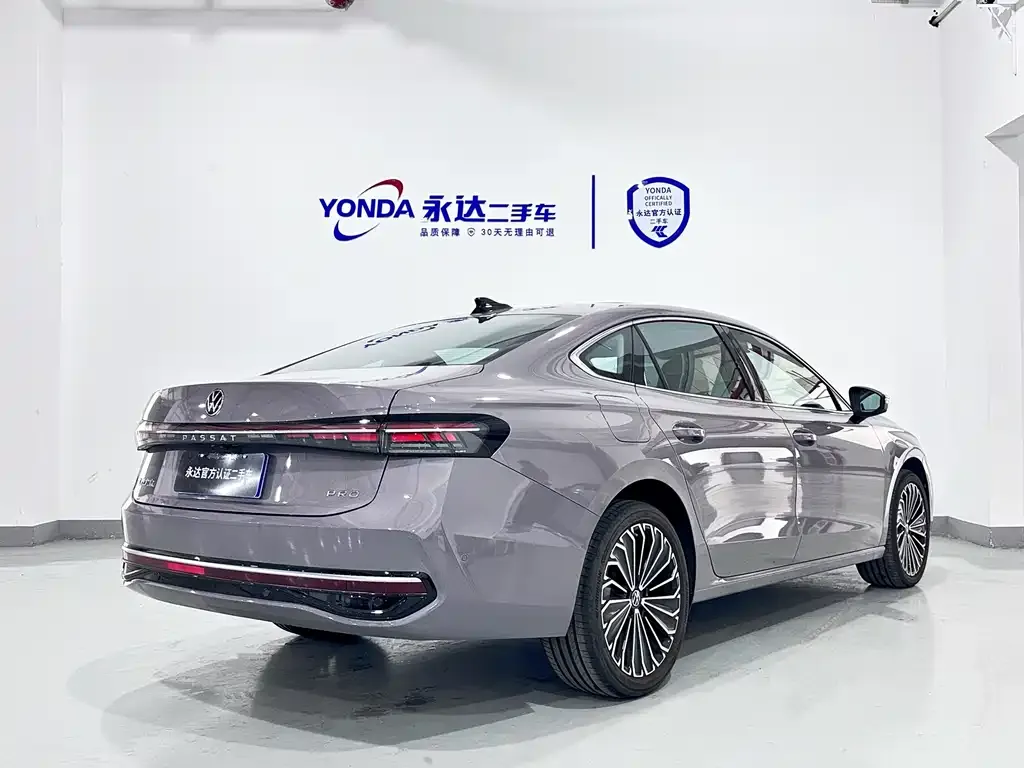 Volkswagen Passat — фото 3