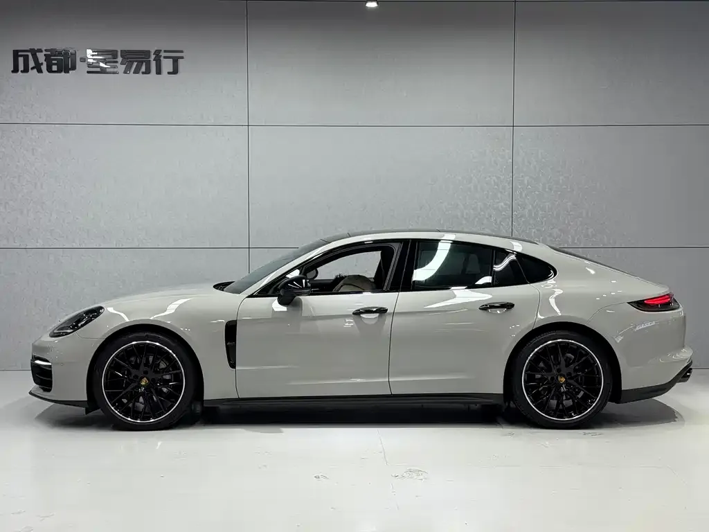 Porsche Panamera — фото 4