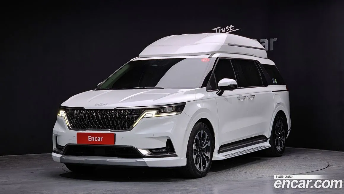 Kia Carnival — фото 1