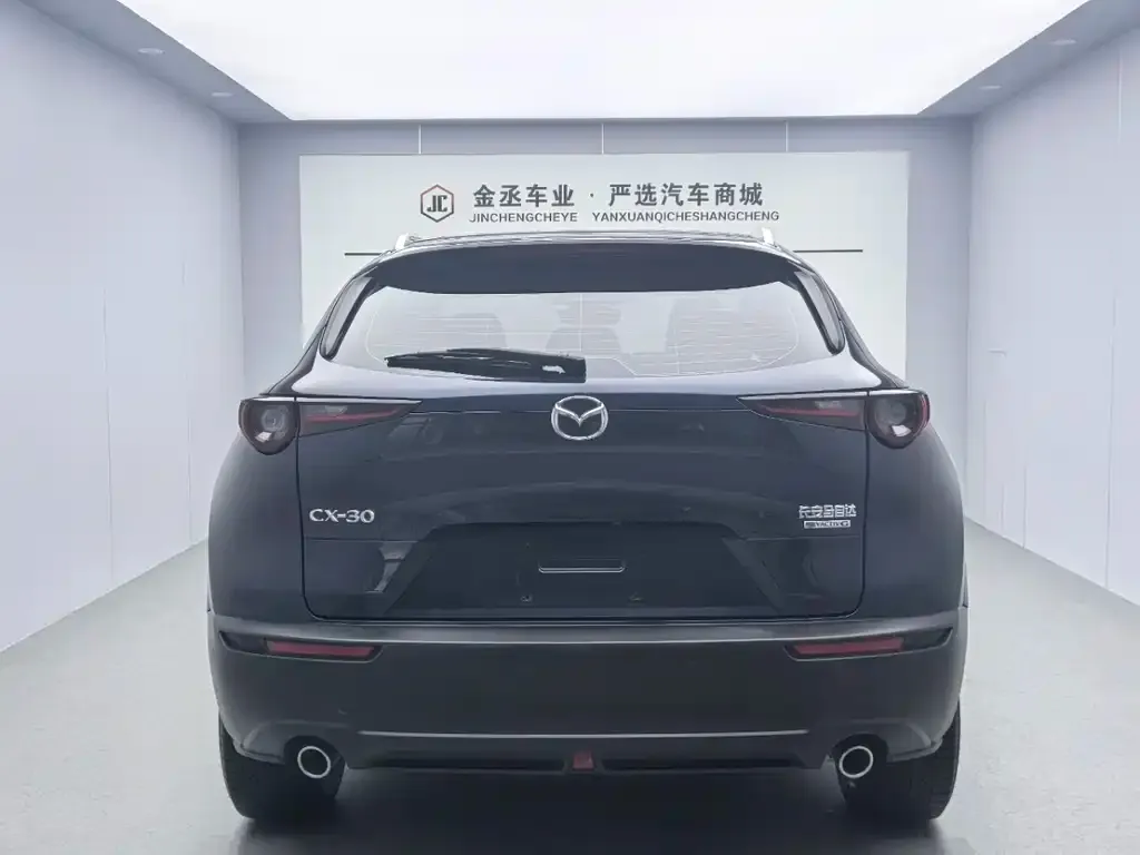 Mazda CX-30 — фото 4