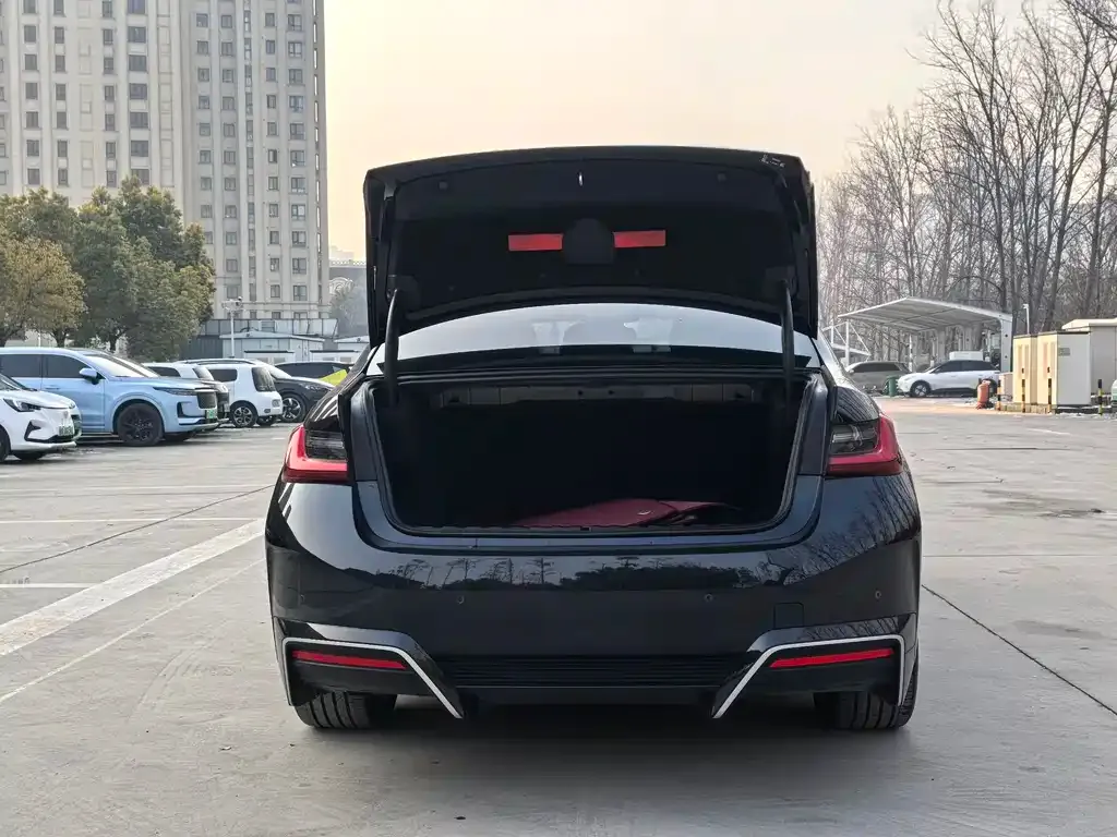BMW i3 — фото 6