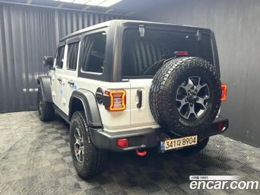 Jeep Wrangler — фото 5