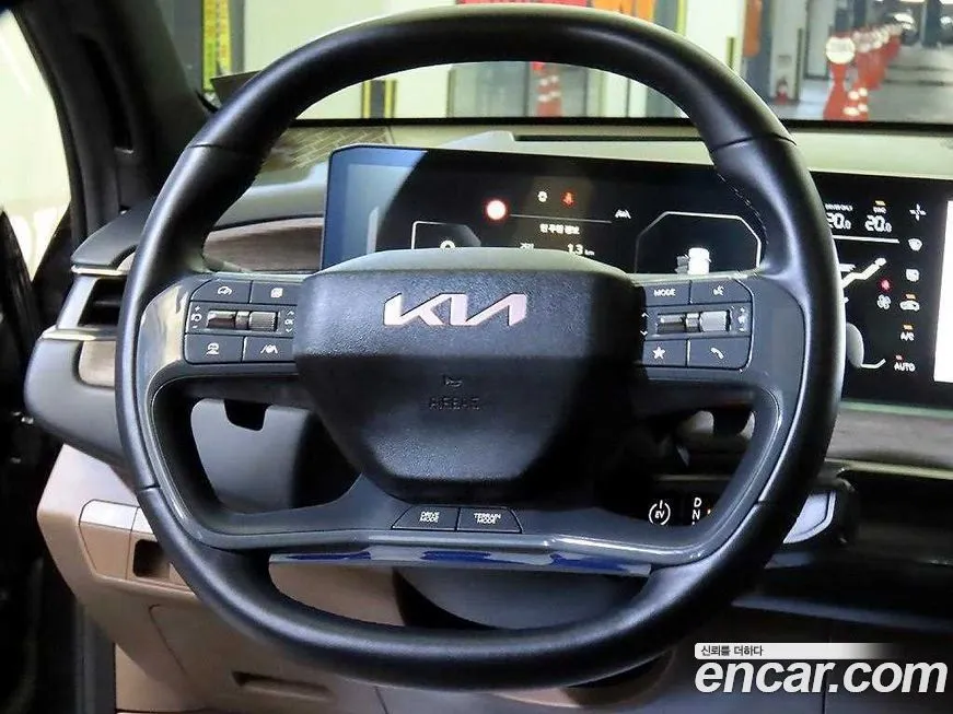 Kia EV9 — фото 6