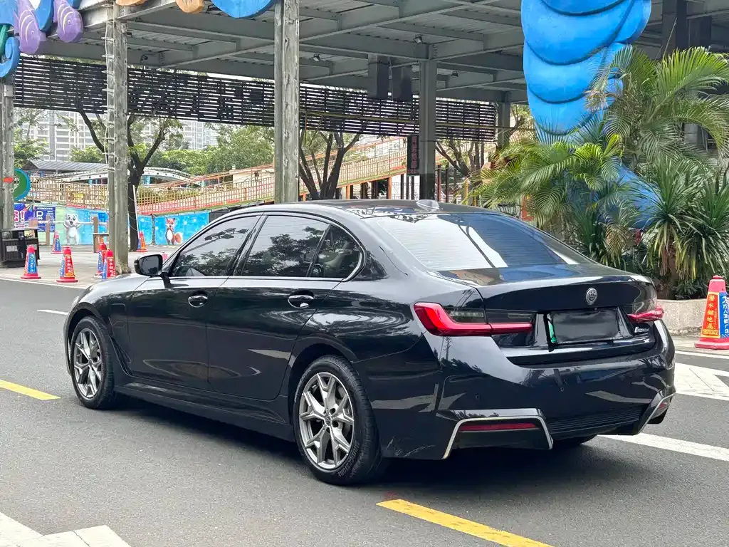 BMW i3 — фото 10