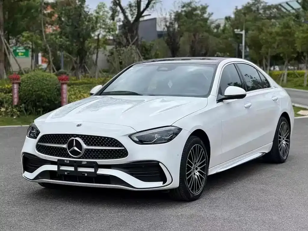 Mercedes-Benz C-Class — фото 1