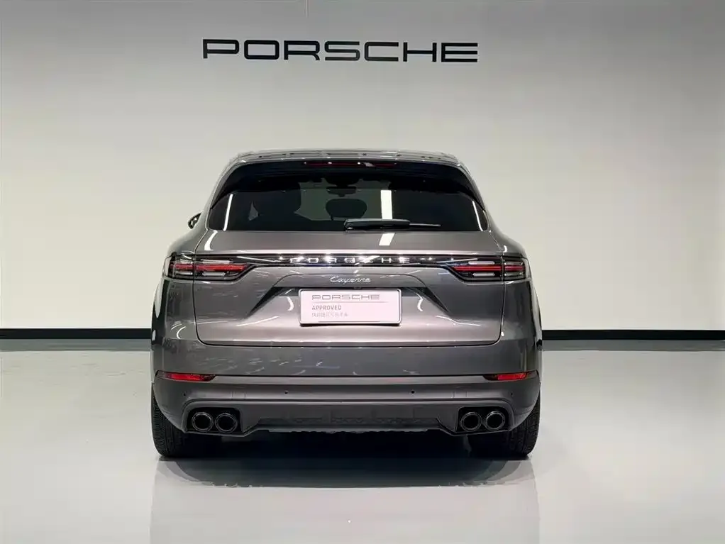 Porsche Cayenne — фото 4