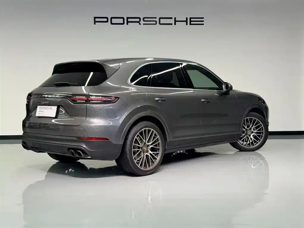 Porsche Cayenne — фото 6