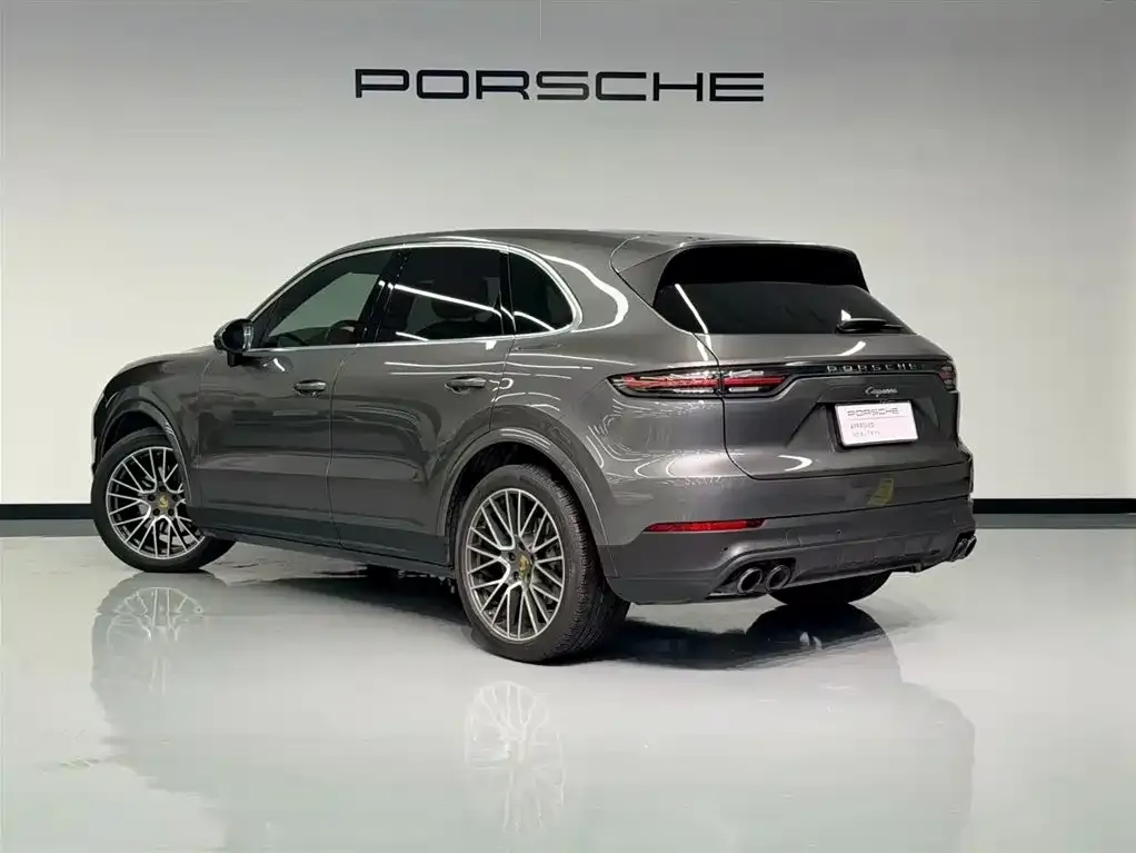 Porsche Cayenne — фото 9
