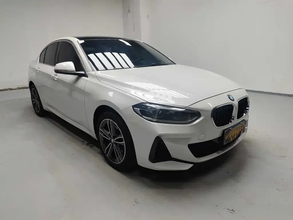 BMW 1 Series — фото 1