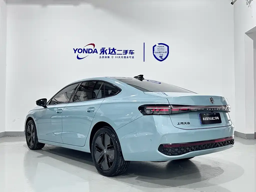 Volkswagen Passat — фото 9