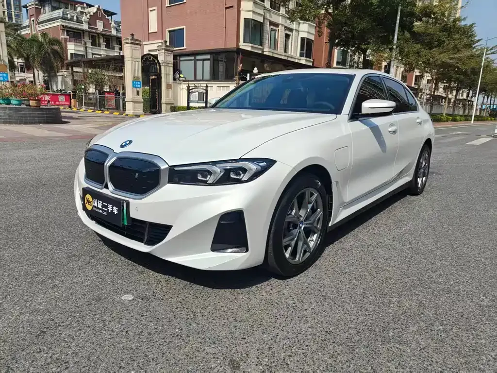 BMW i3 — фото 1