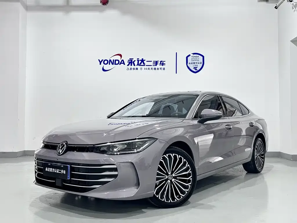 Volkswagen Passat — фото 1