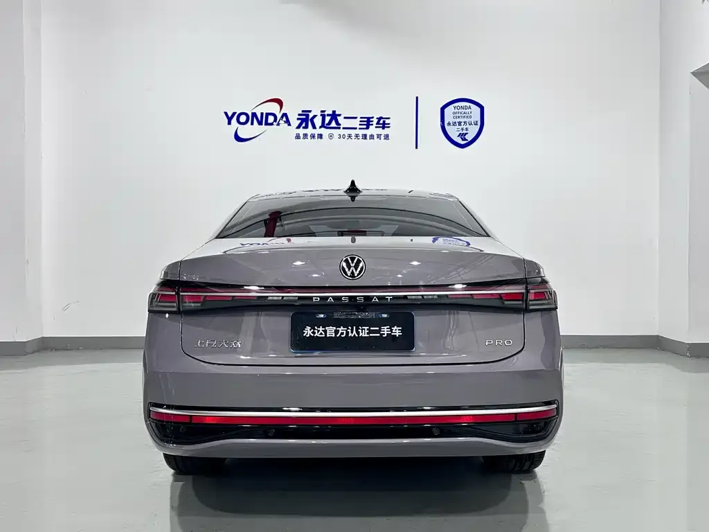 Volkswagen Passat — фото 4