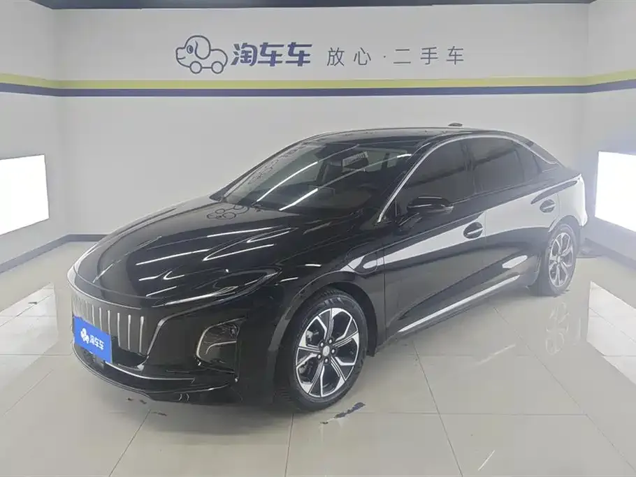Hongqi E-QM5 — фото 1