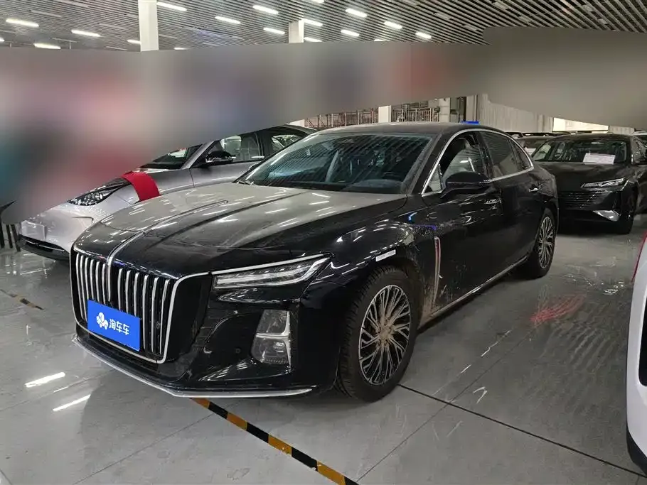 Hongqi H5 — фото 1