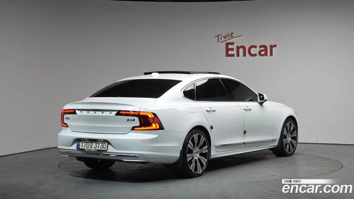 Volvo S90 — фото 3