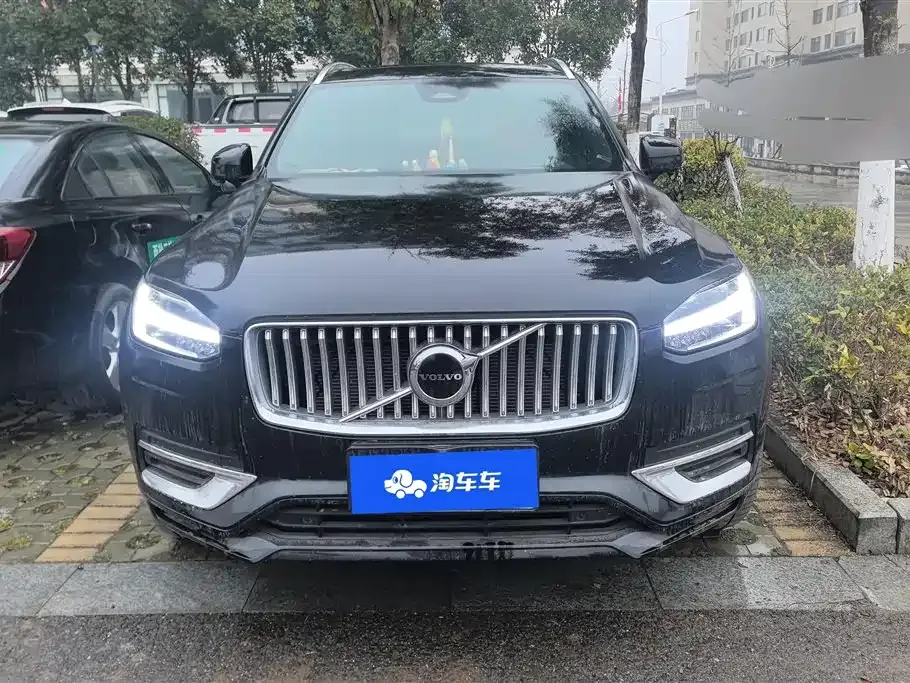 Volvo XC90 — фото 2