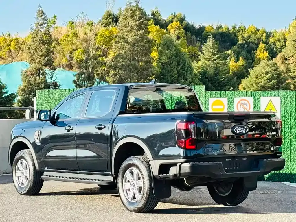 Ford Ranger — фото 8