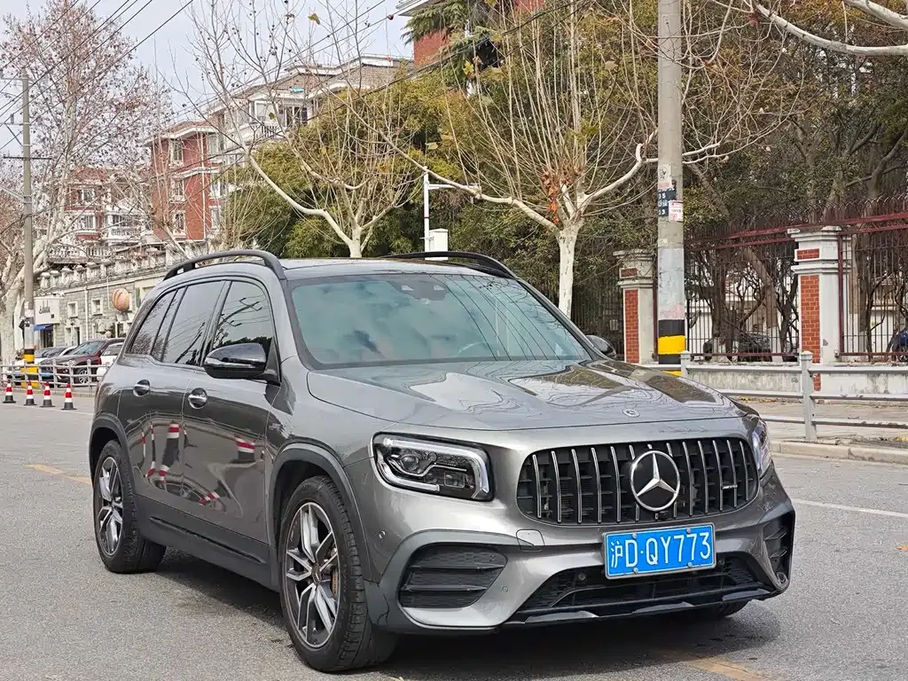 Mercedes-Benz GLB AMG — фото 7