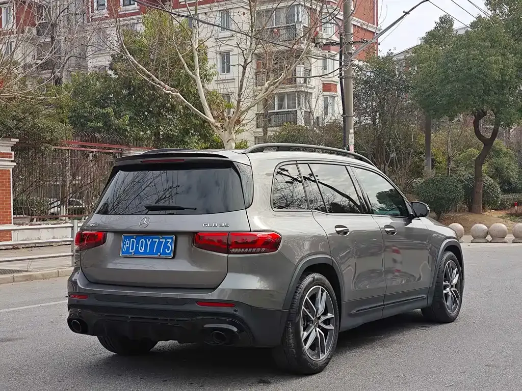 Mercedes-Benz GLB AMG — фото 10