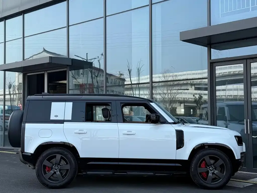 Land Rover Defender — фото 5