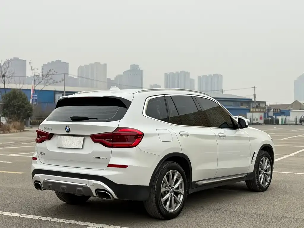 BMW X3 — фото 4
