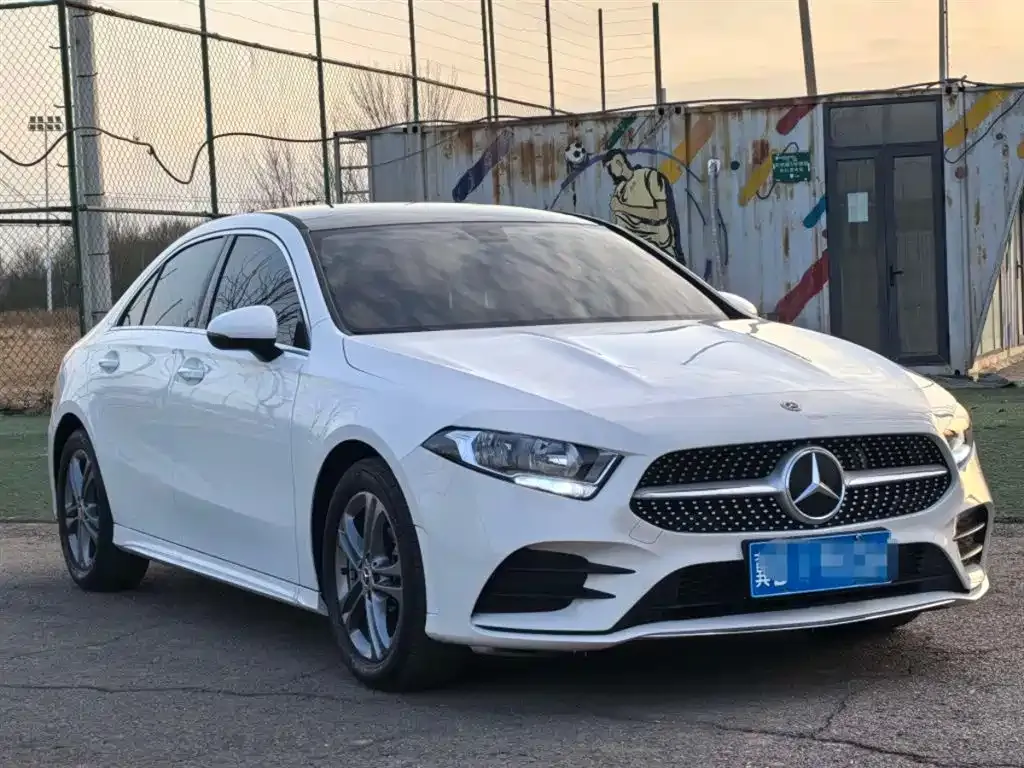 Mercedes-Benz A-Class — фото 9