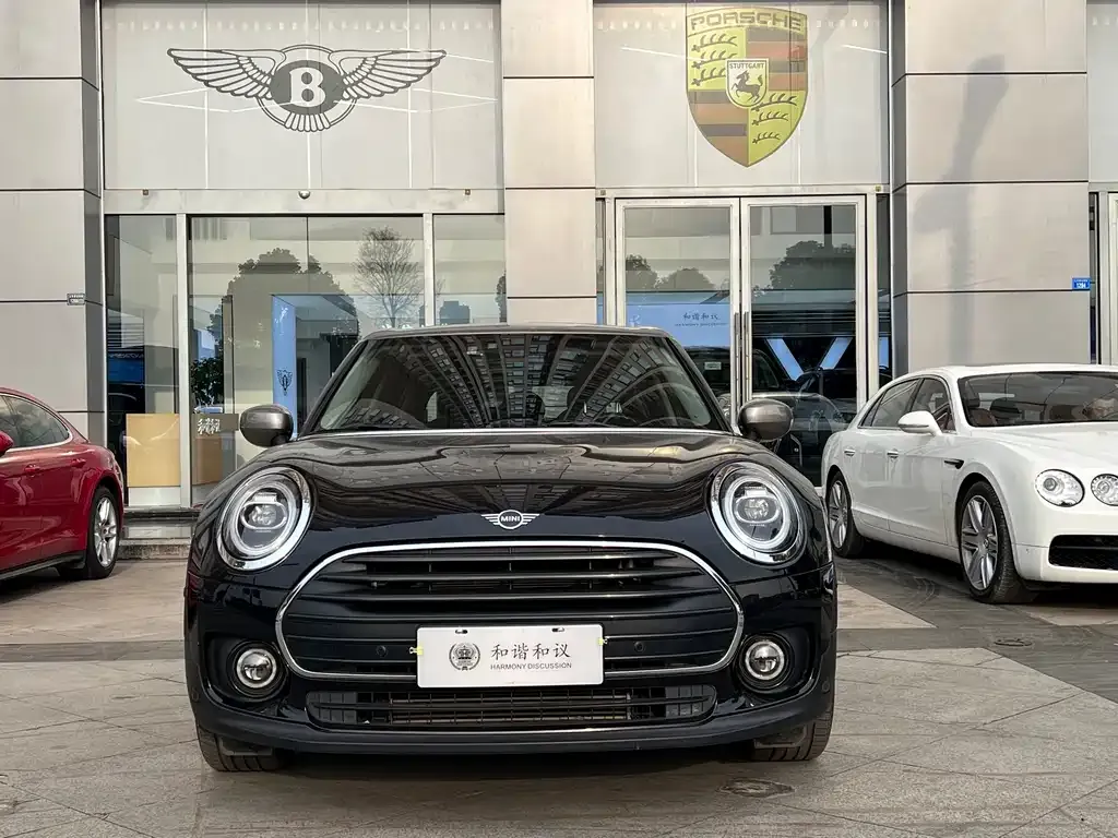 MINI Clubman — фото 9