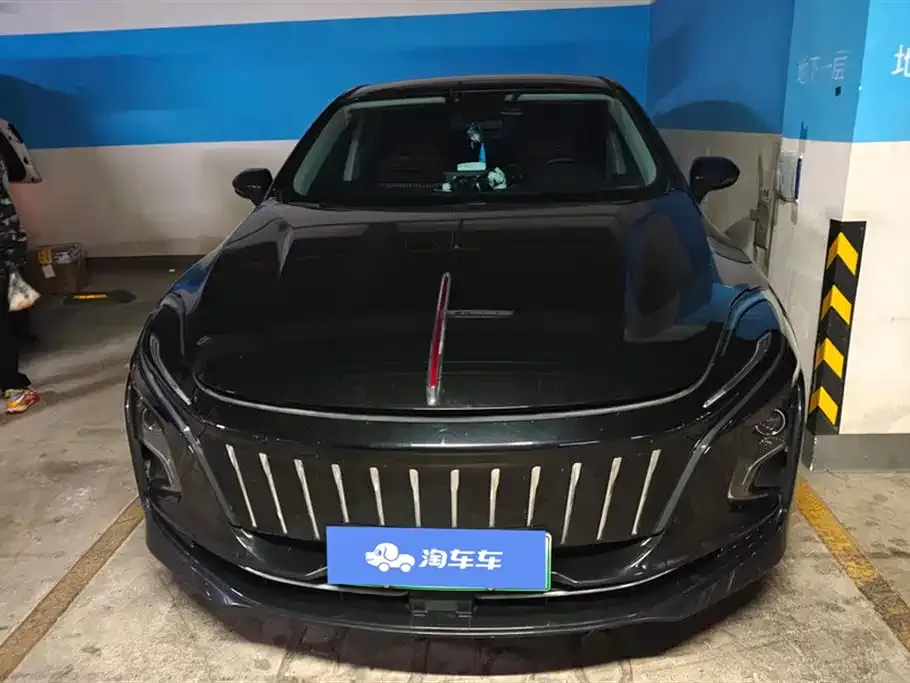 Hongqi E-QM5 — фото 6