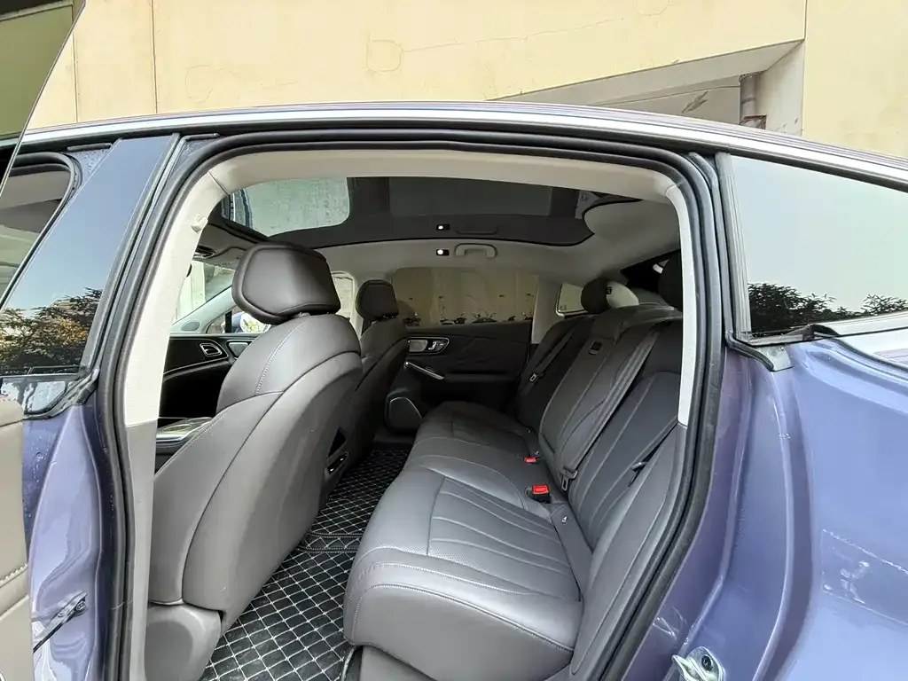 Roewe Feifan F7 — фото 3