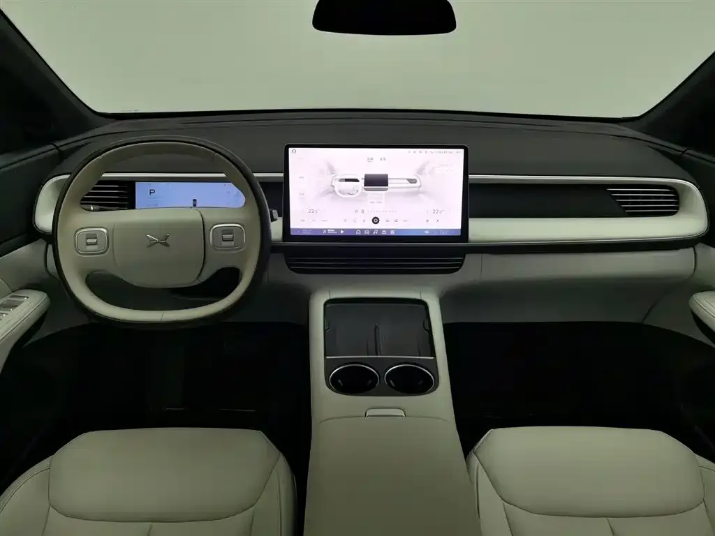 XPeng G6 — фото 2