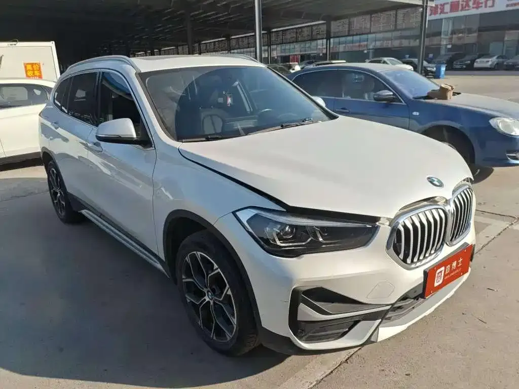 BMW X1 — фото 4