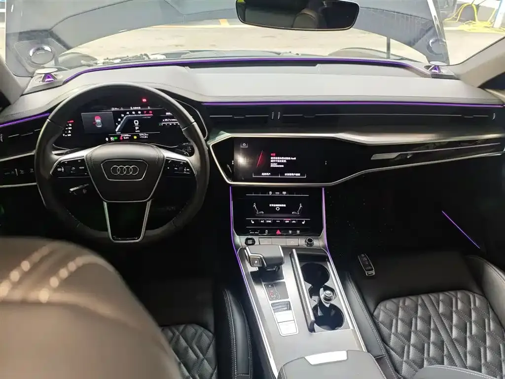 Audi A6L — фото 2