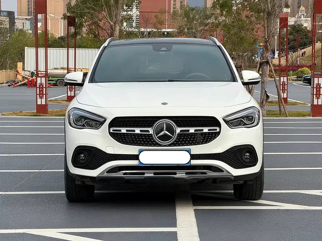 Mercedes-Benz GLA — фото 8