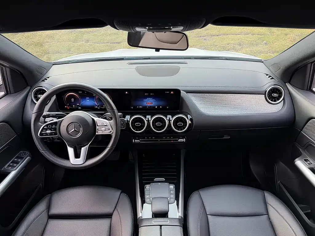 Mercedes-Benz GLA — фото 7