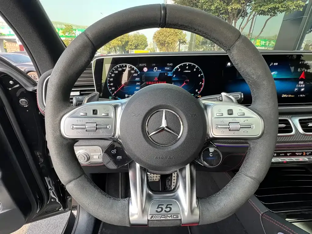 Mercedes-Benz GLE AMG — фото 9