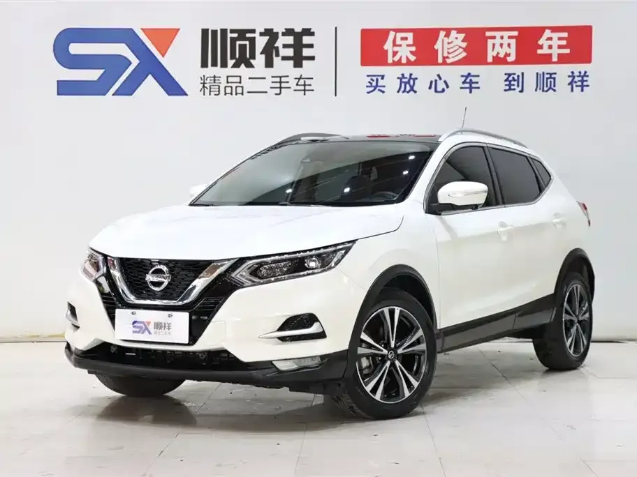Nissan Qashqai — фото 1
