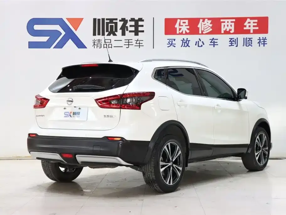 Nissan Qashqai — фото 6