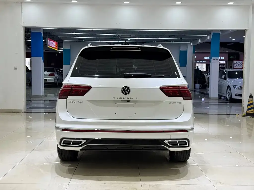 Volkswagen Tiguan L — фото 5