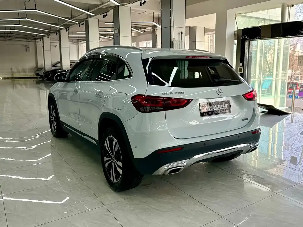 Mercedes-Benz GLA — фото 4